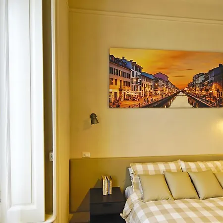 Piazza Bottini Apartment *